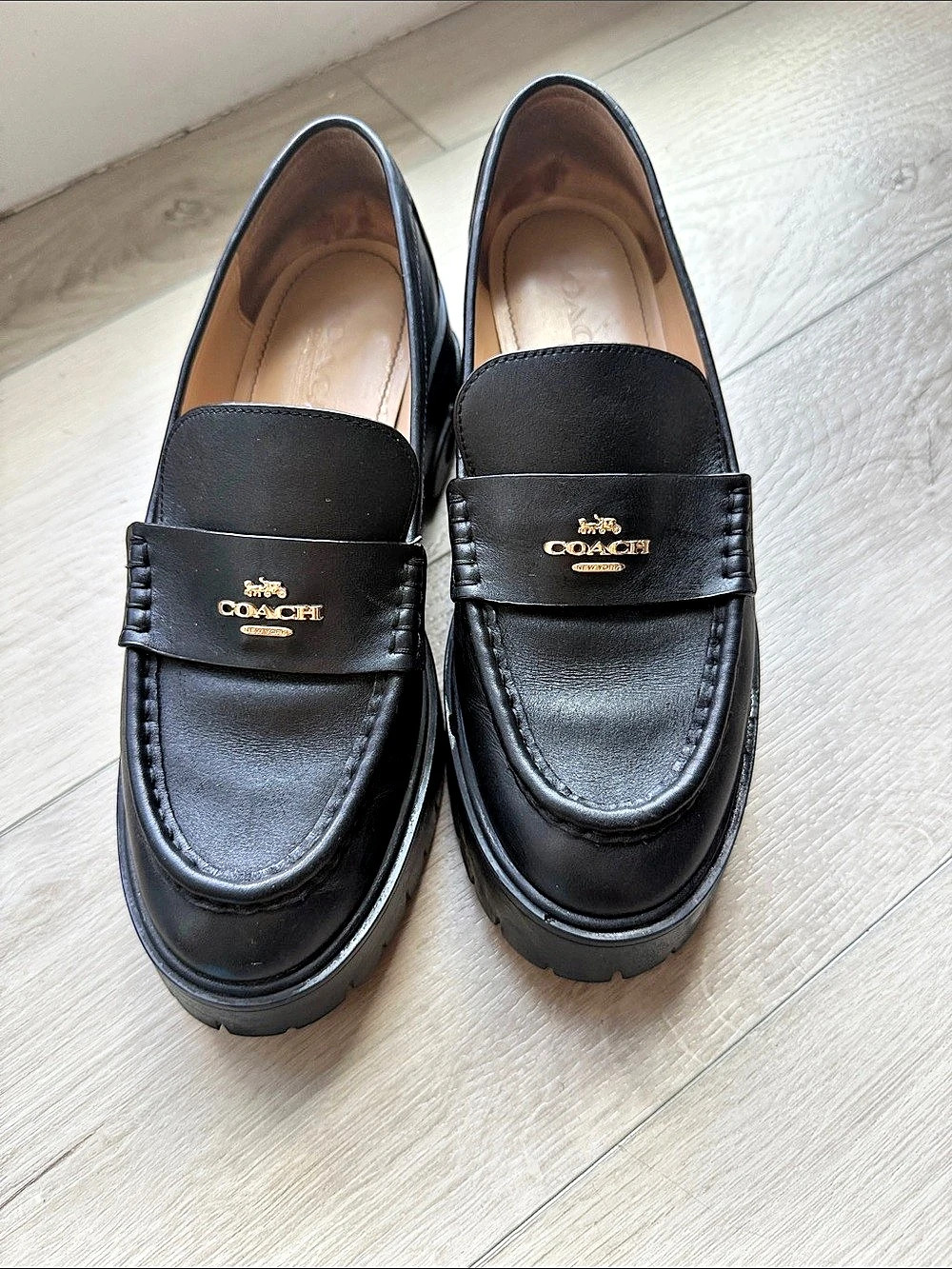 Coach Ruthie Loafer Black Platform Loafers US 8 Like New